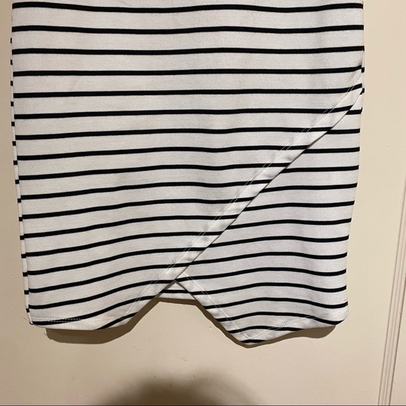 Striped bodycon dress size S - Picture 3 of 3